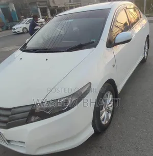 Photo - Honda City 2010 White