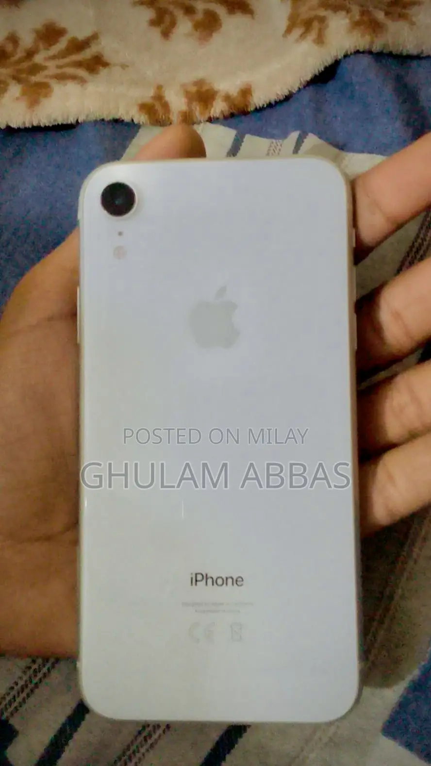 Apple XR 64 GB White