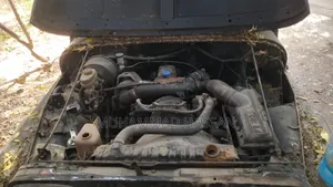 Daihatsu Charade 1984 Gold