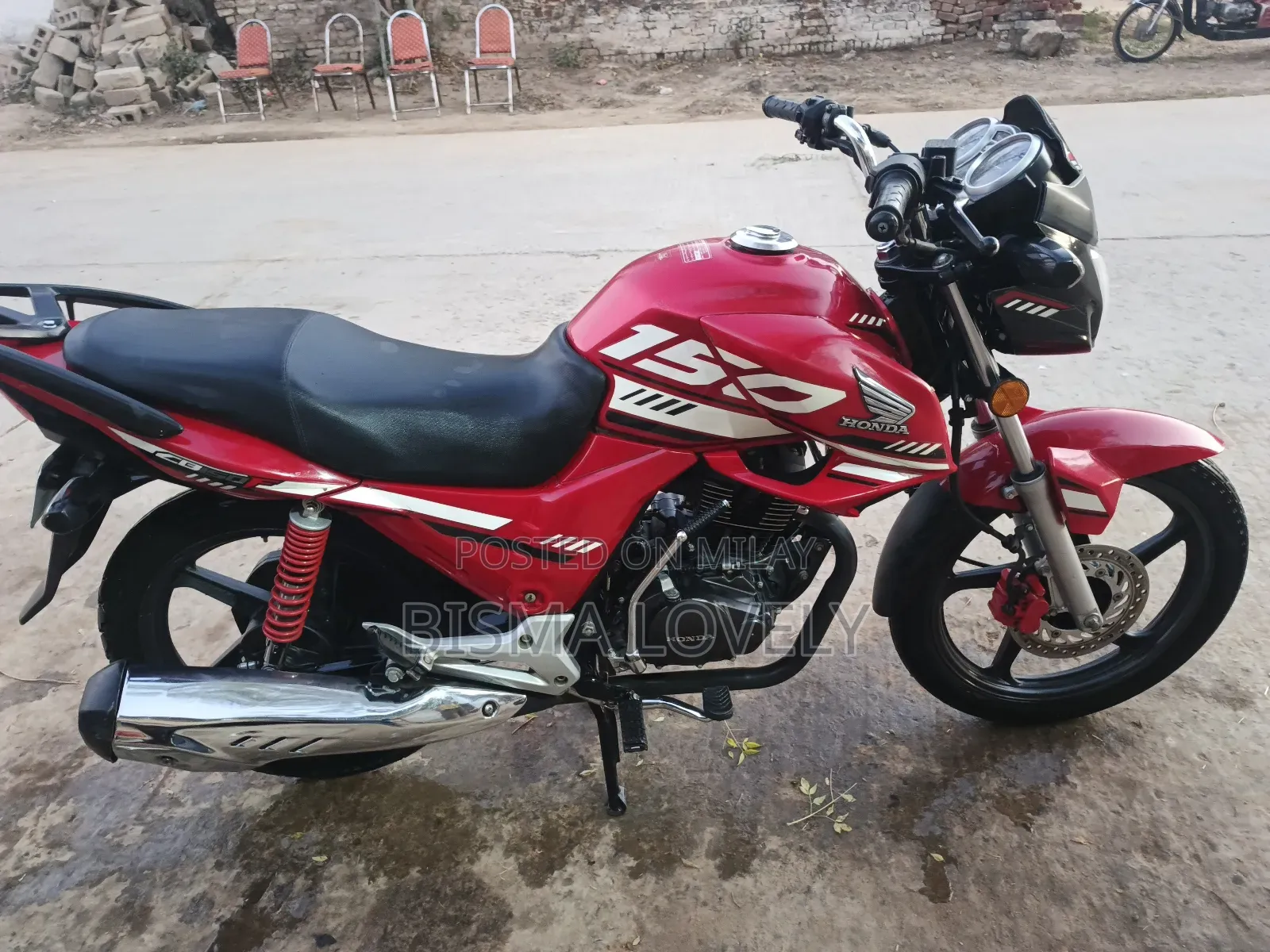 Honda CB 2023 Red