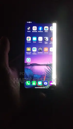 Photo - LG G8 Thinq 128 GB Silver