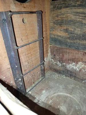 Photo - Parrat Breding Box