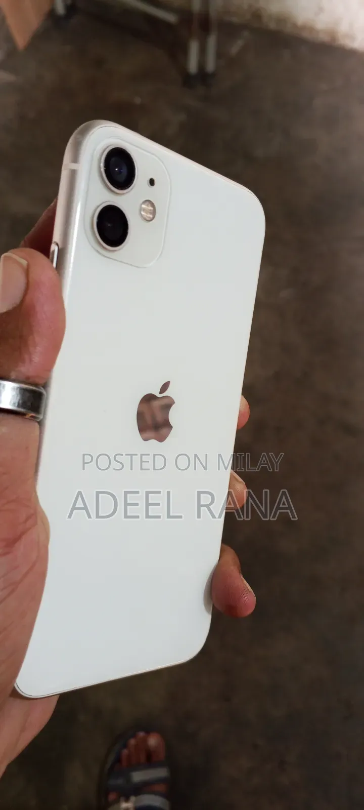 Apple iPhone 11 64 GB White