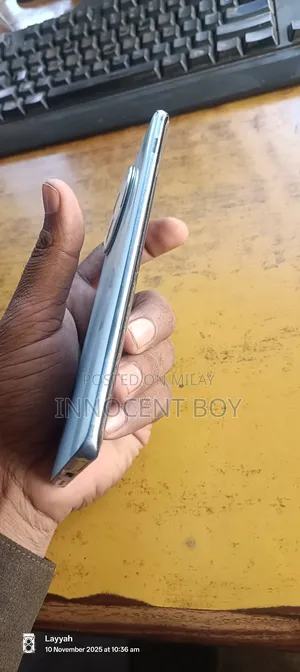 New Vivo V30 5G 256 GB Bronze