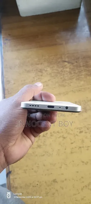 New Realme C53 128 GB Silver