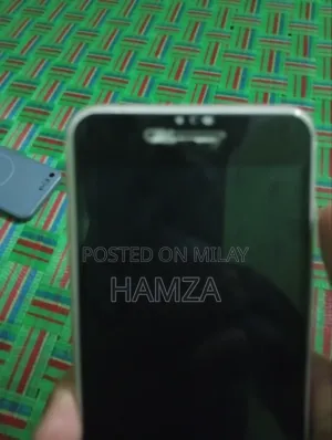 Apple iPhone 7 Plus 32 GB Gold