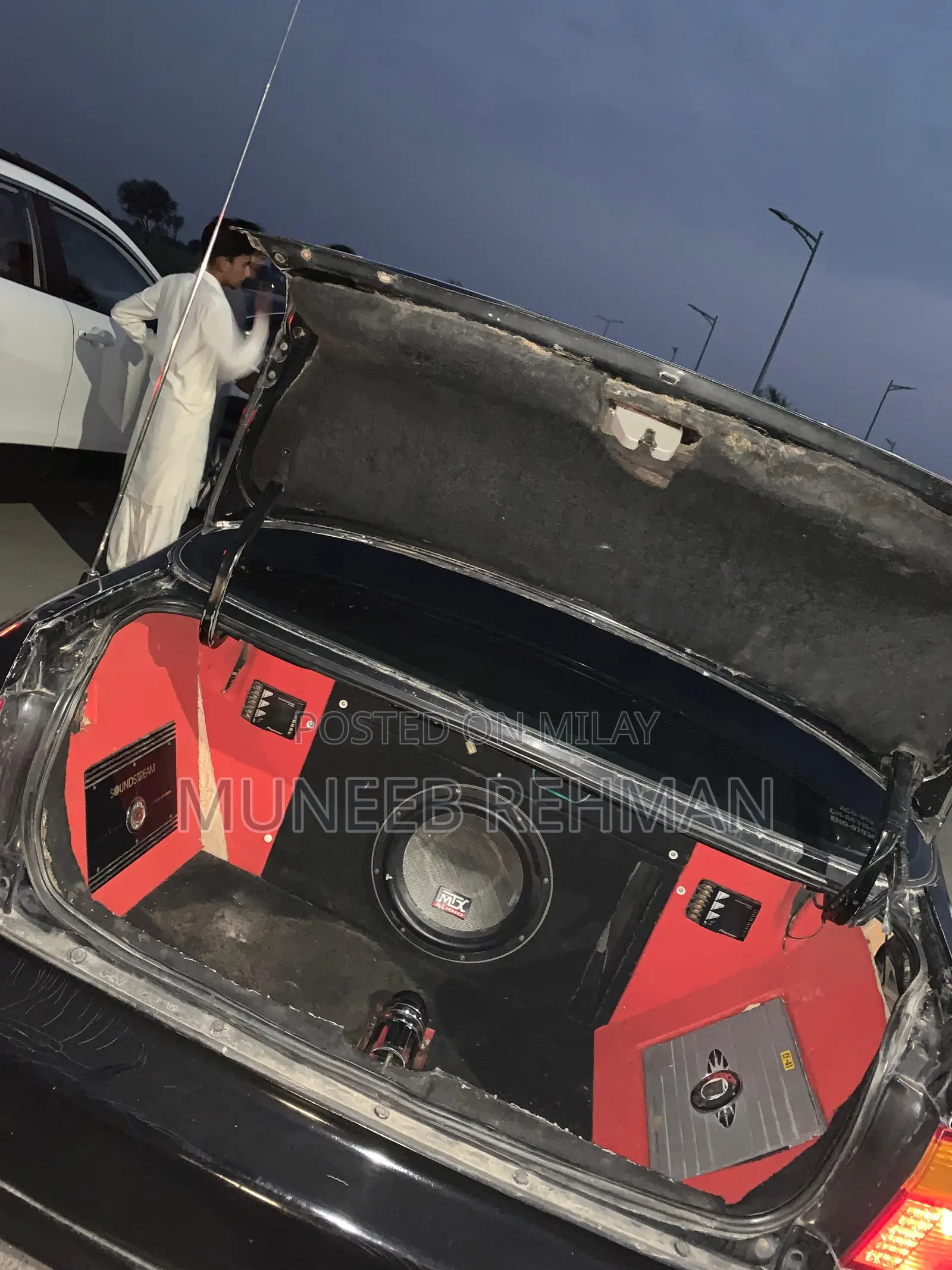 Honda Civic DX 4dr Sedan (1.6L 4cyl 5M) 2000 Black