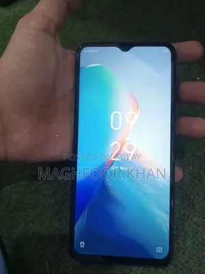 Photo - Infinix Smart 7 64 GB Black