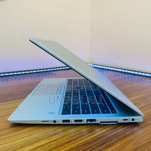 Photo - Laptop HP EliteBook 840 G8 16GB Intel Core i5 SSD 256GB