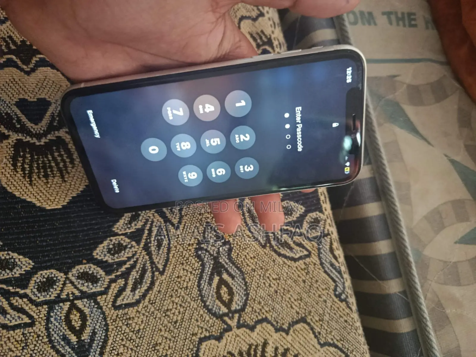 Apple iPhone XR 128 GB White