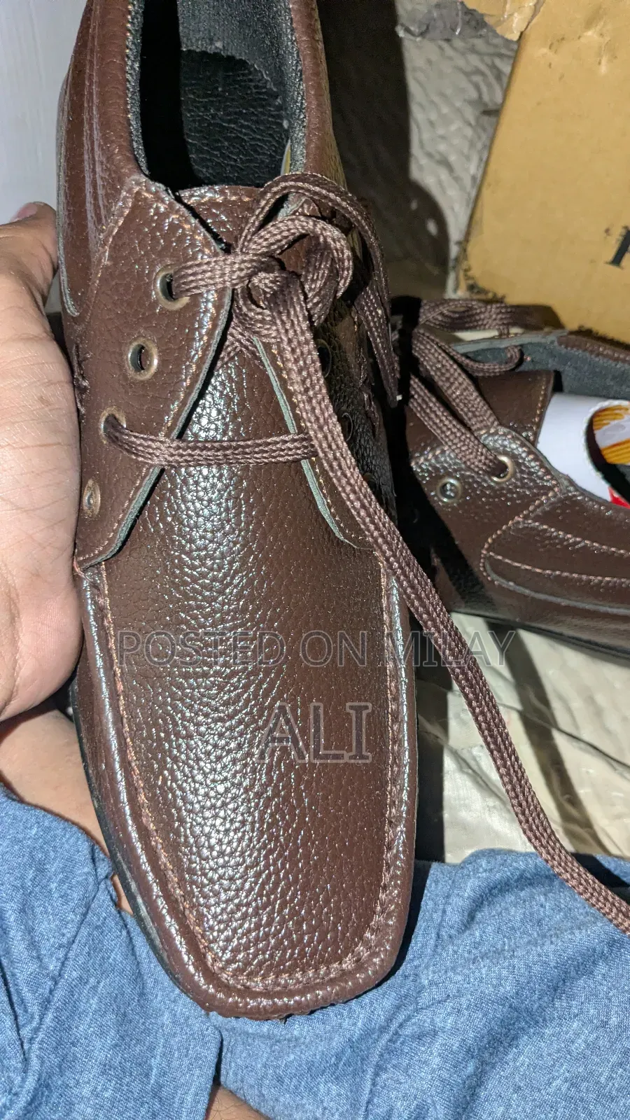 Mens Textured Lace-Up Shoes