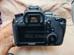 Canon 6d With 24x105bettry Charger Strip Good Condition