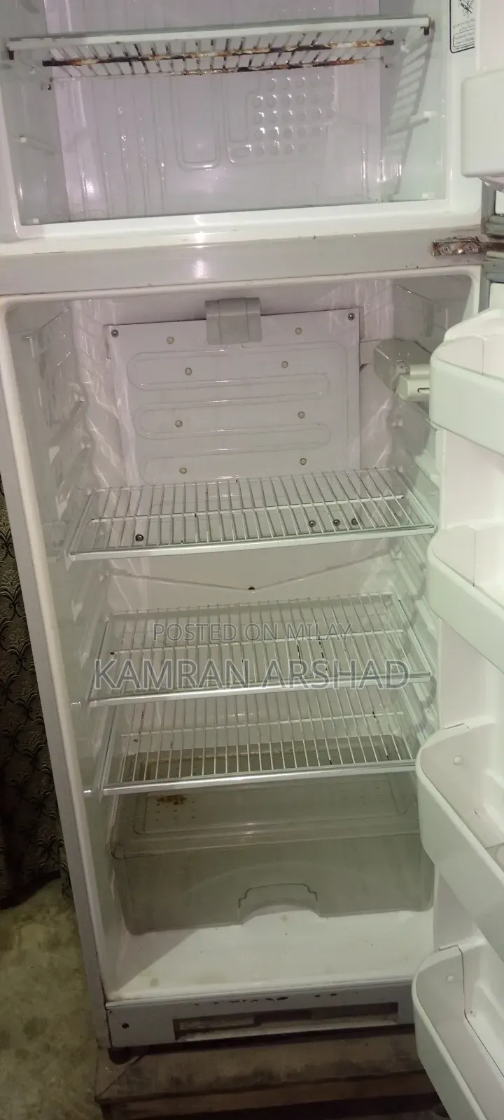 Refrigerator
