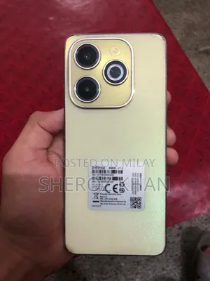 Photo - Infinix Hot 40i 128 GB Gold