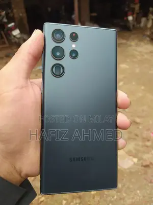 Photo - Samsung Galaxy S22 Ultra 5G 256 GB Gray