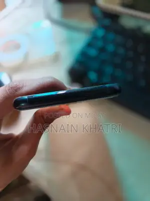 Apple XR 64 GB Black