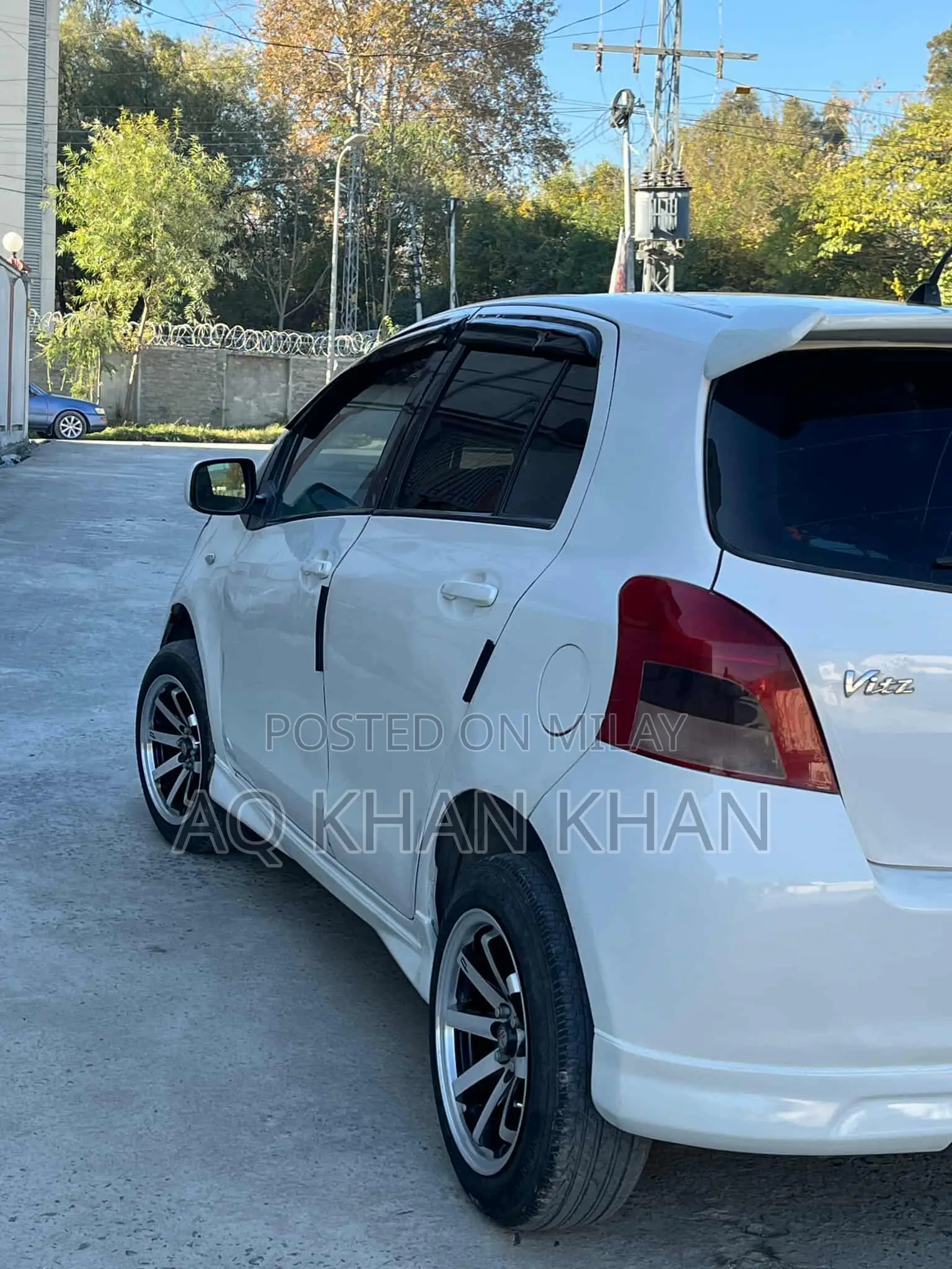 Toyota Vitz 1.3 AWD 3dr 2005 White