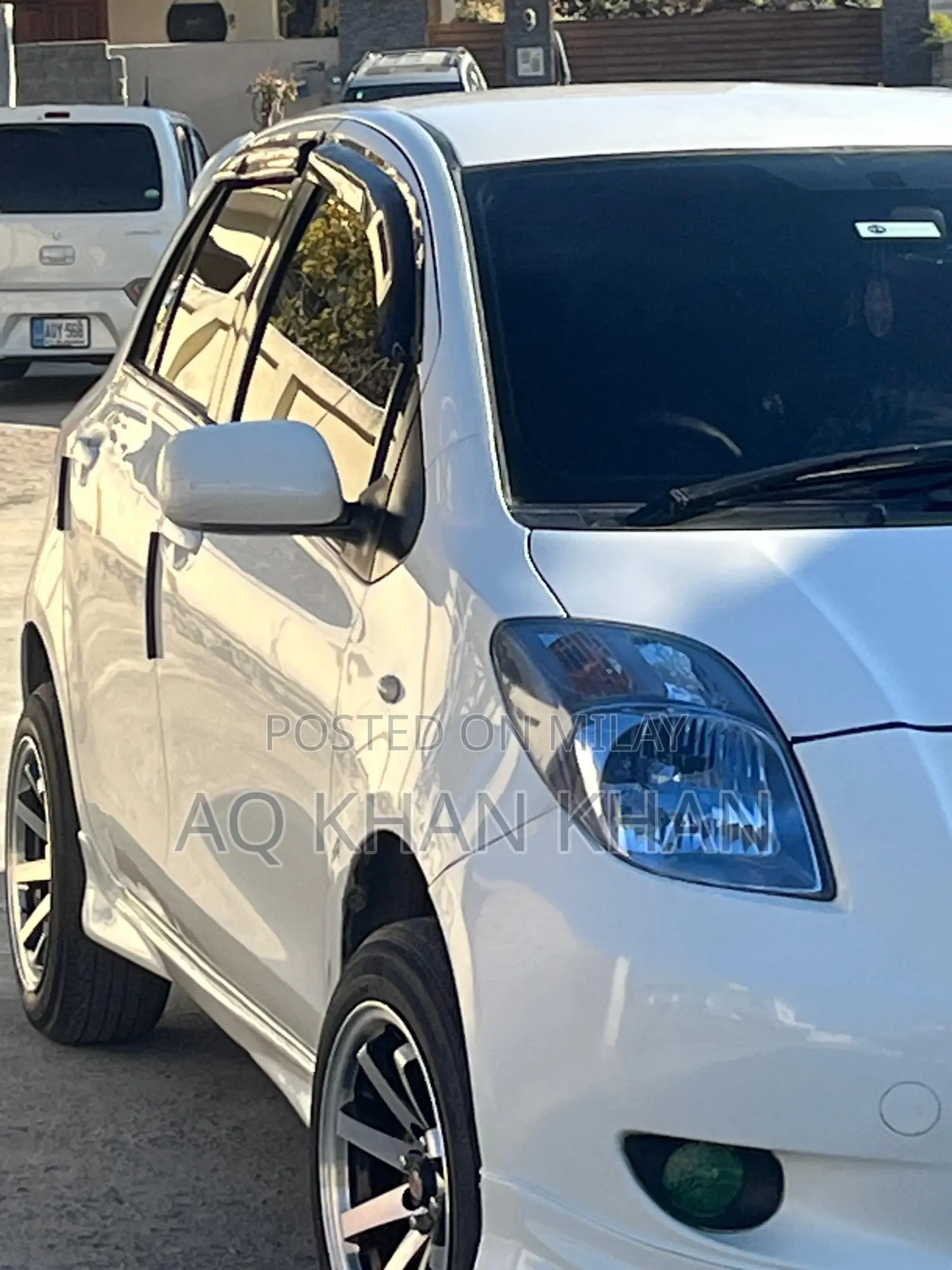 Toyota Vitz 1.3 AWD 3dr 2005 White