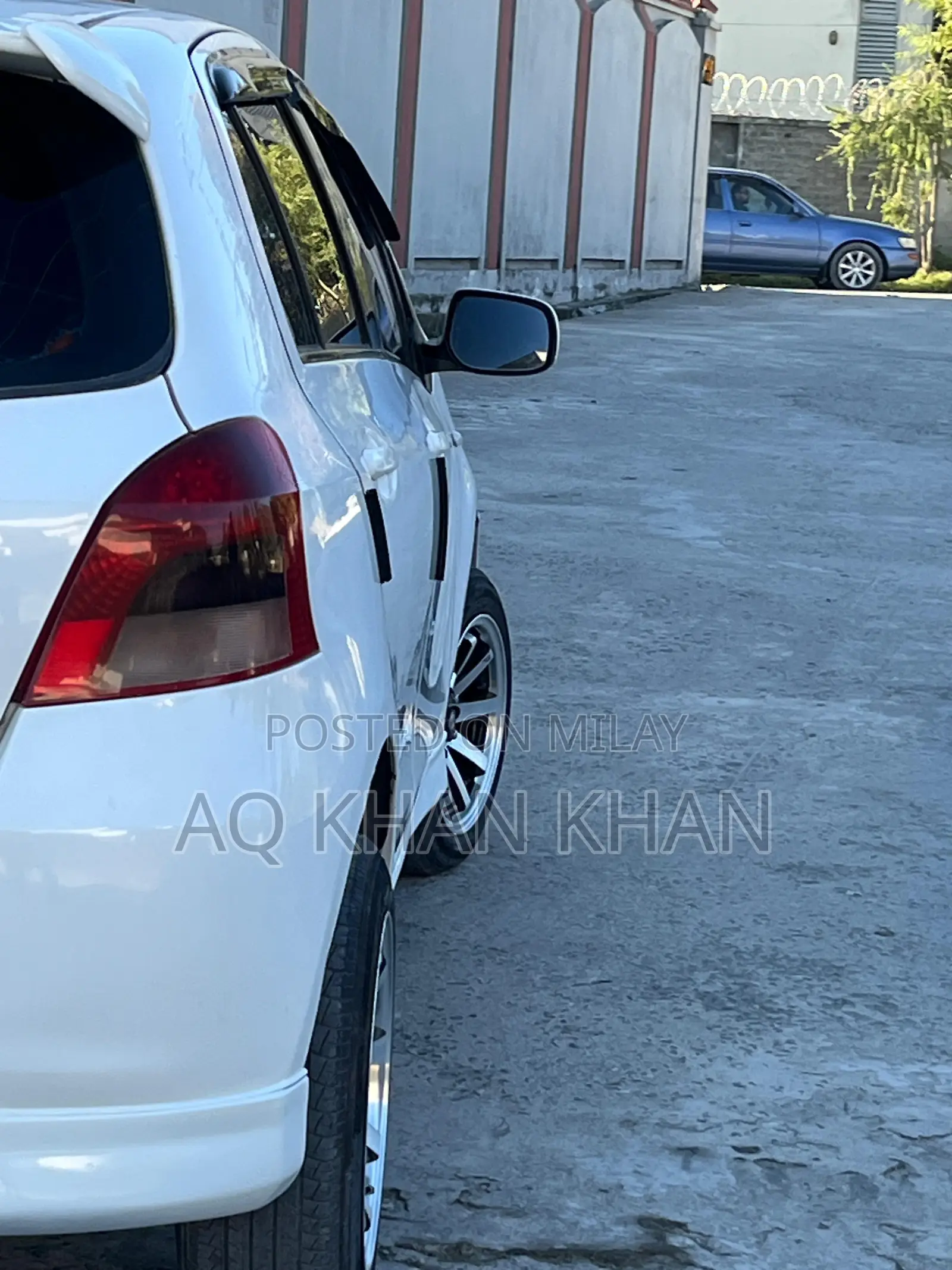 Toyota Vitz 1.3 AWD 3dr 2005 White