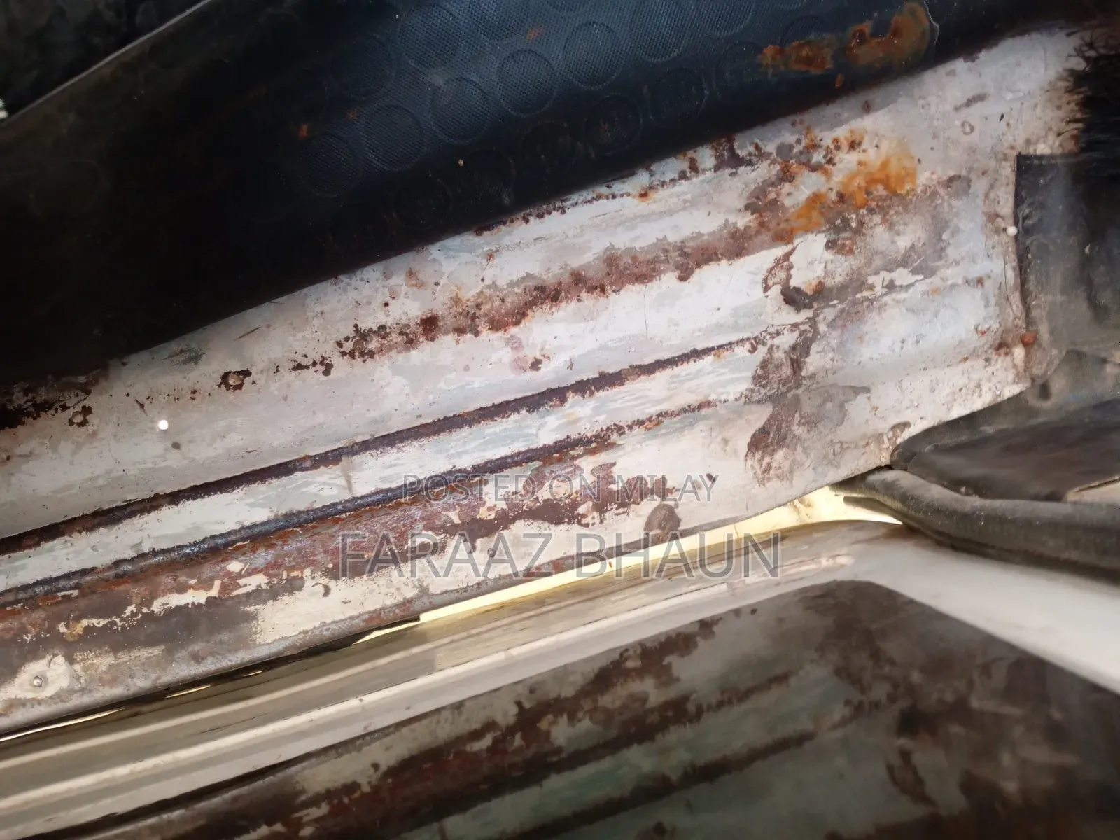 Suzuki Super Carry 2004 White