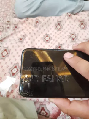 New Apple iPhone 7 Plus 128 GB Black