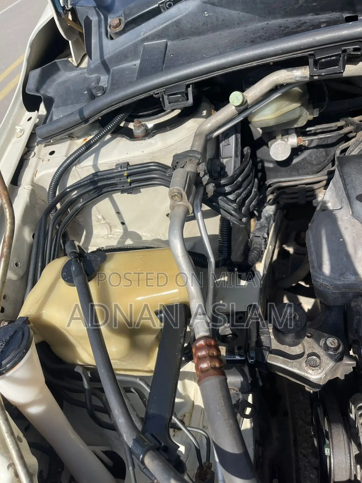 Toyota Corolla S 5-Speed 2013 White