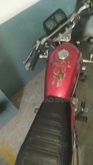 Honda Hornet 2015 Red