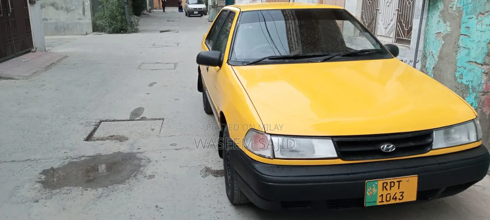 Hyundai Excel Base Sedan 1993 Yellow