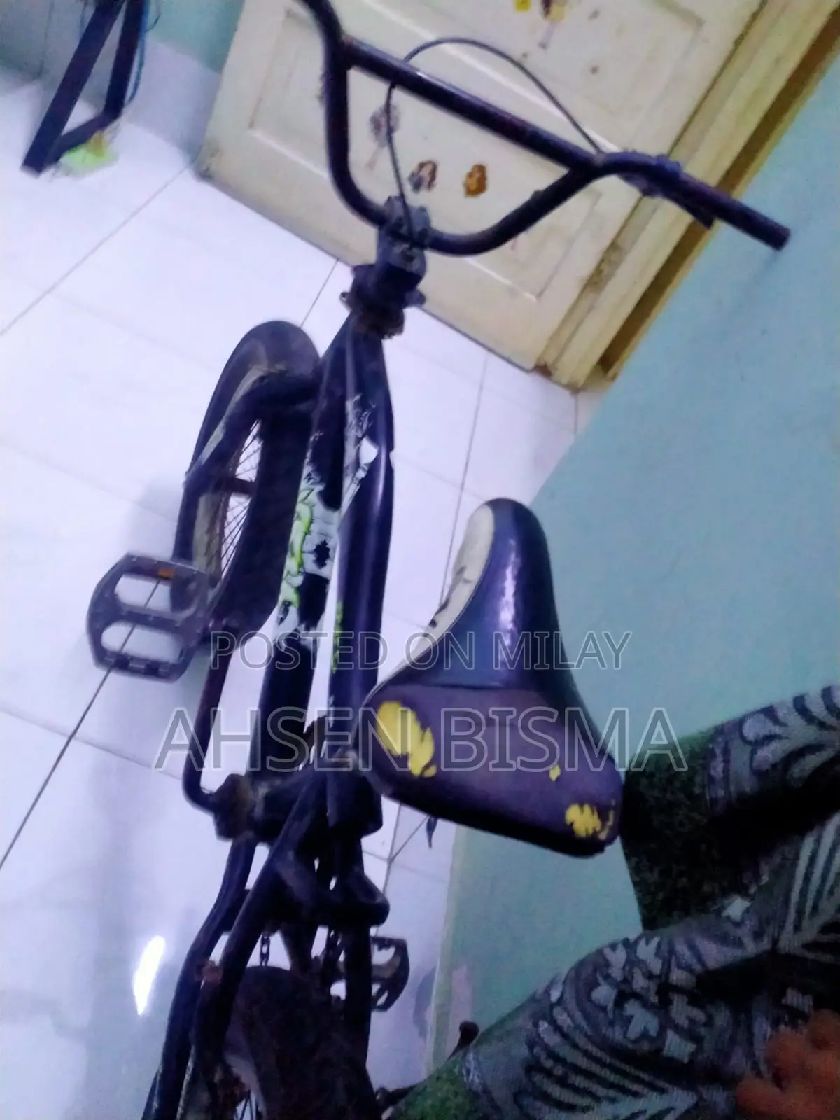 BMX Cycle 16 . 3.0 Tyres Stunt BMX
