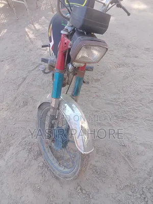 Photo - Motorcycle 2009 Red