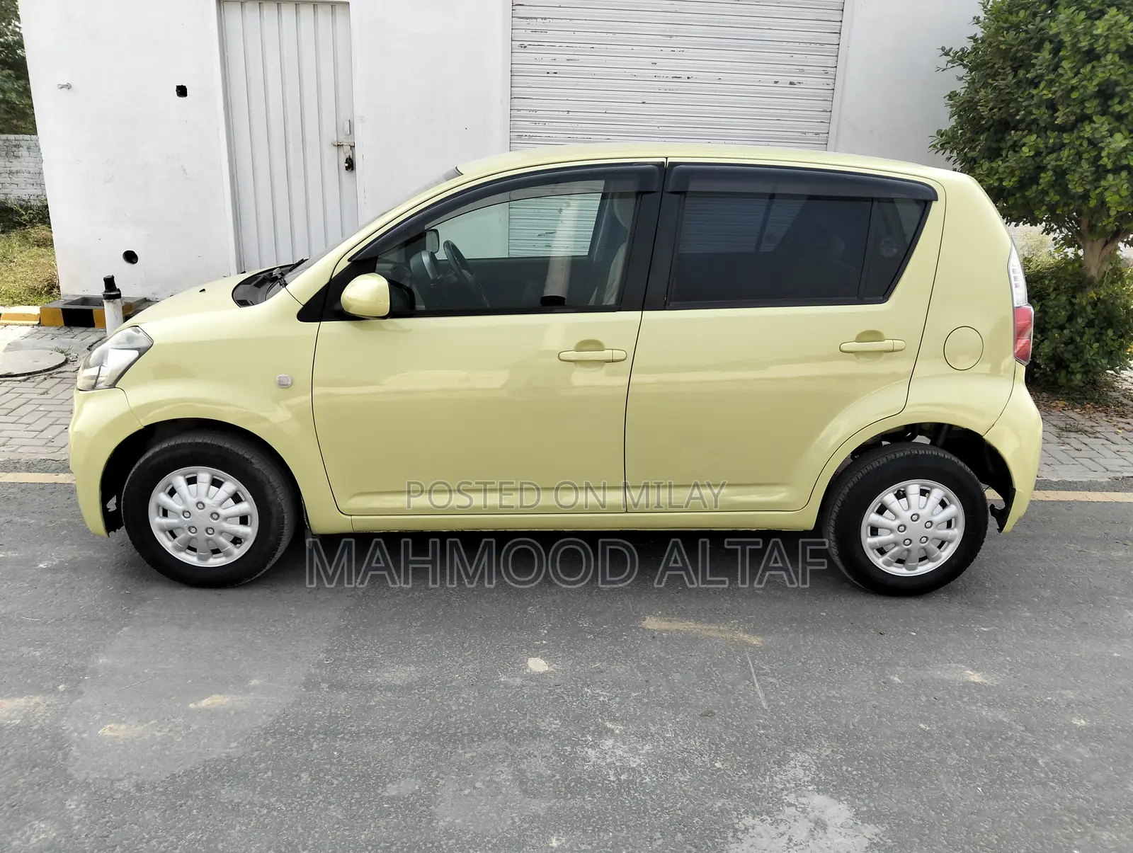 Toyota Passo 1.0 FWD 2010 Yellow