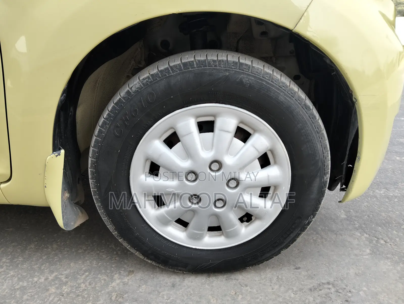 Toyota Passo 1.0 FWD 2010 Yellow