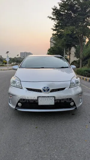 Toyota Prius 2014 Silver