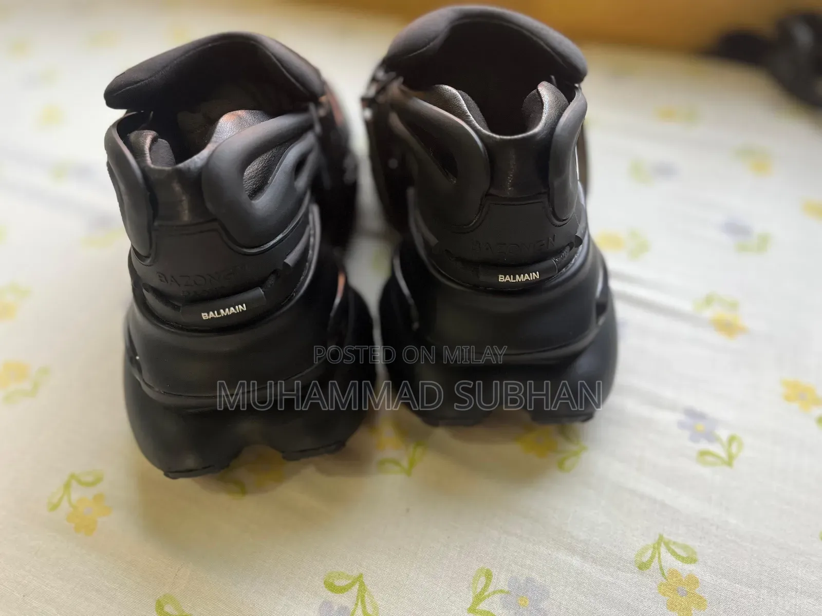 Bamleian Chunky Sneakers Trendy Stylish Black Shoes Like New