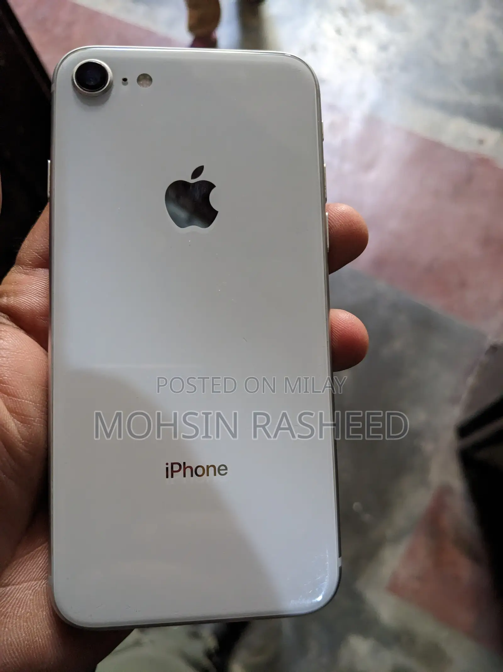 Apple iPhone 8 64 GB White