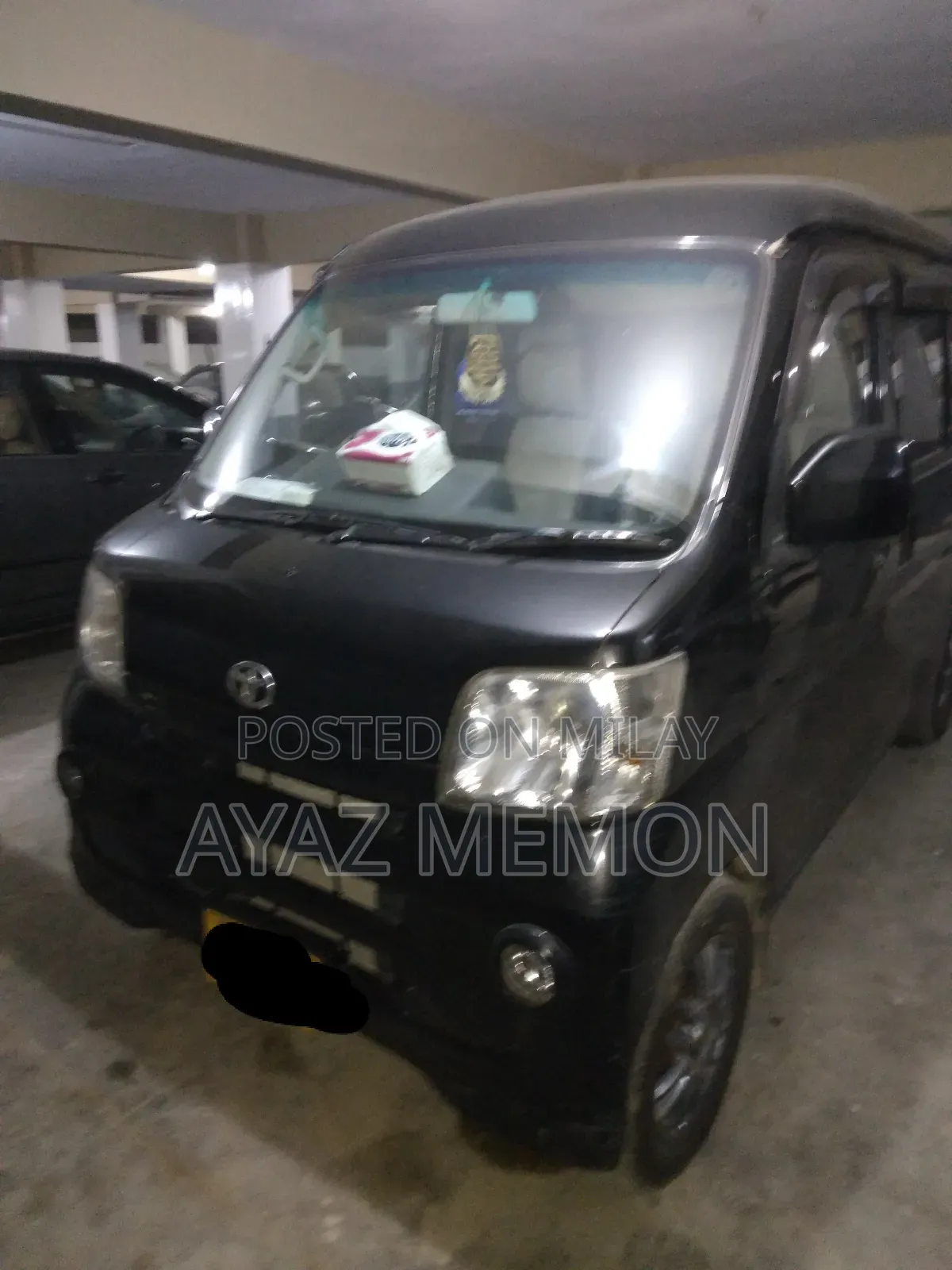 Toyota Pixis 2012 Black