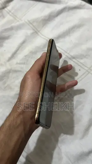 Apple iPhone XS Max 64 GB Gold