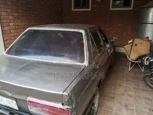 Nissan Sunny B12 Sedan 1.0 1986 Silver