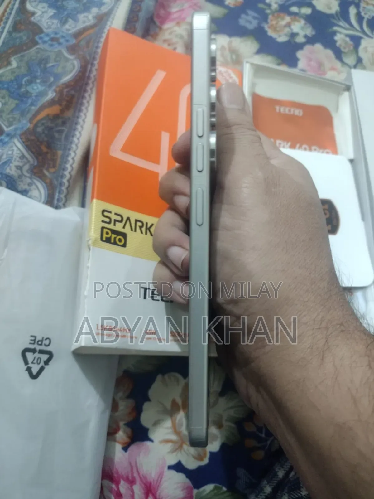 New Tecno Spark 40 Pro 256 GB Silver