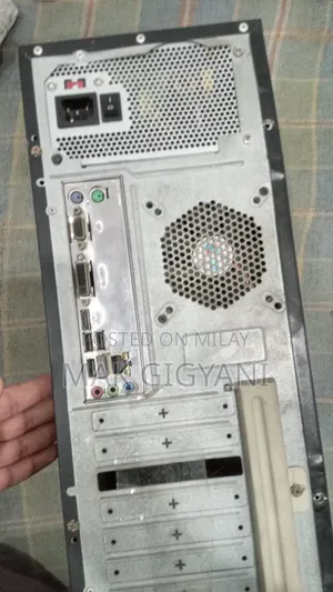 Desktop Computer 8GB Intel Core I7 SSD 512GB