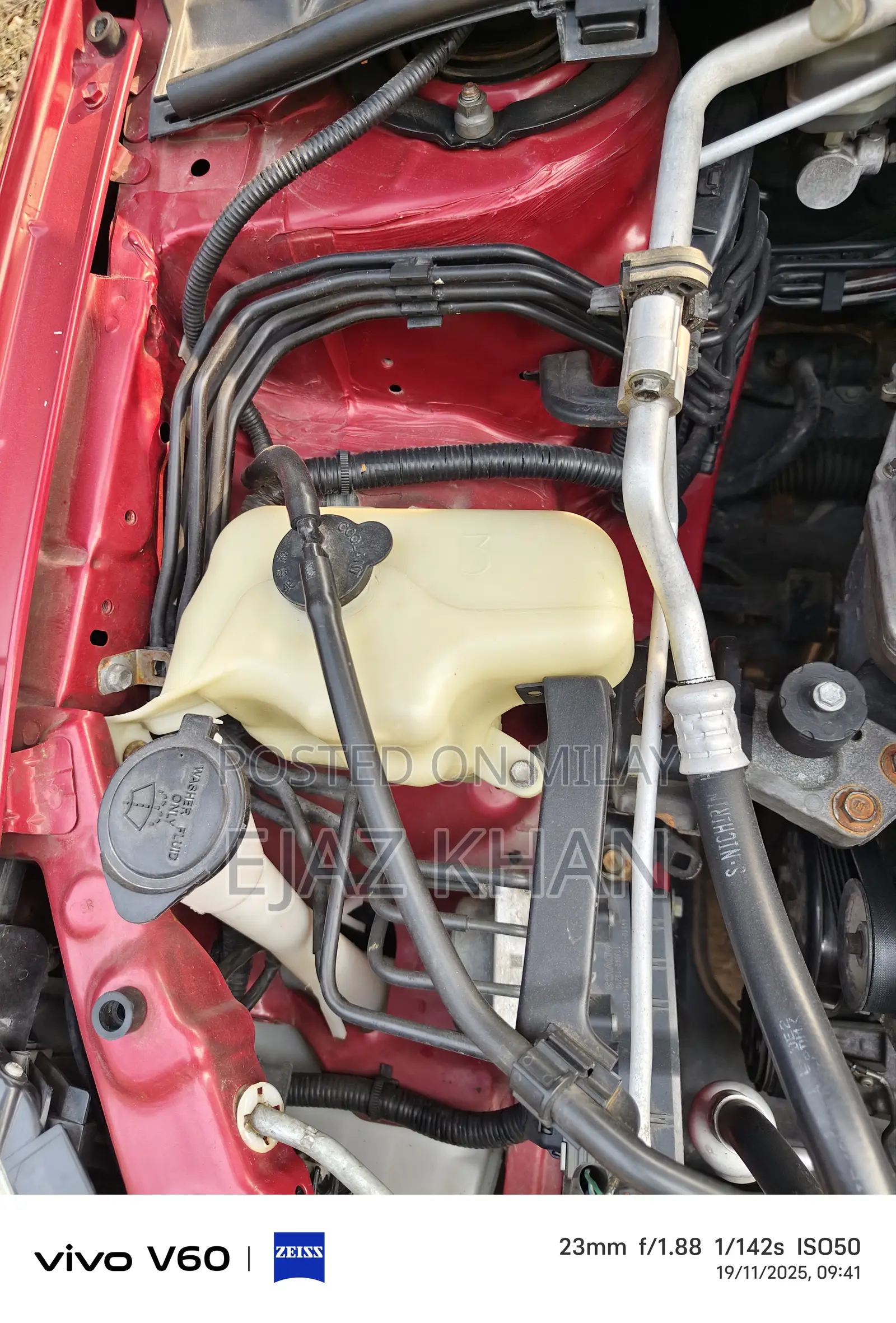 Toyota Corolla LE 4dr Sedan (1.8L 4cyl 4A) 2010 Red