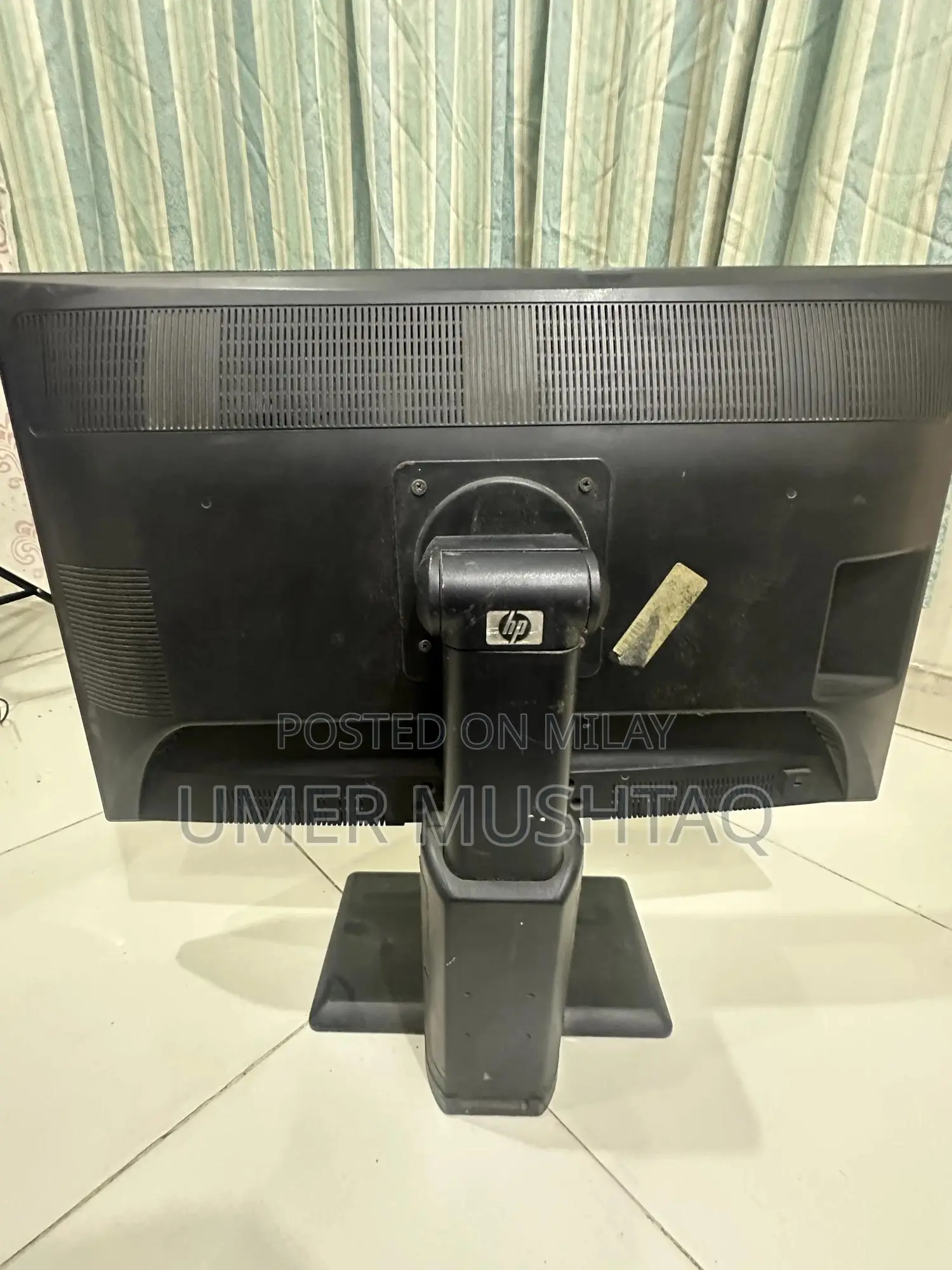 Hp Resolution 27’ Inch Monitor Original Hp Stand No an Signal Fault