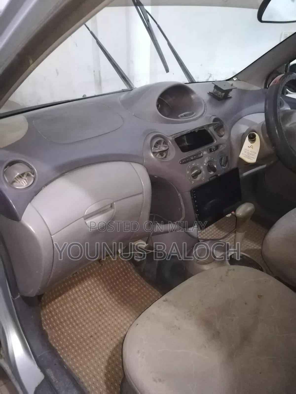 Toyota Platz 1.0 FWD 2002 Silver