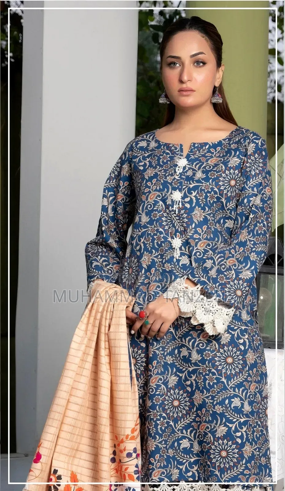 3 PCS Women's Unstitched Khaddar Printed Suit