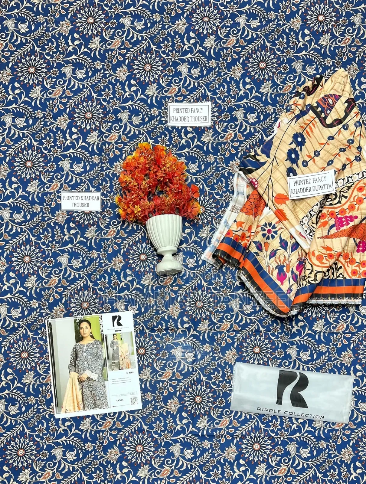 3 PCS Women's Unstitched Khaddar Printed Suit