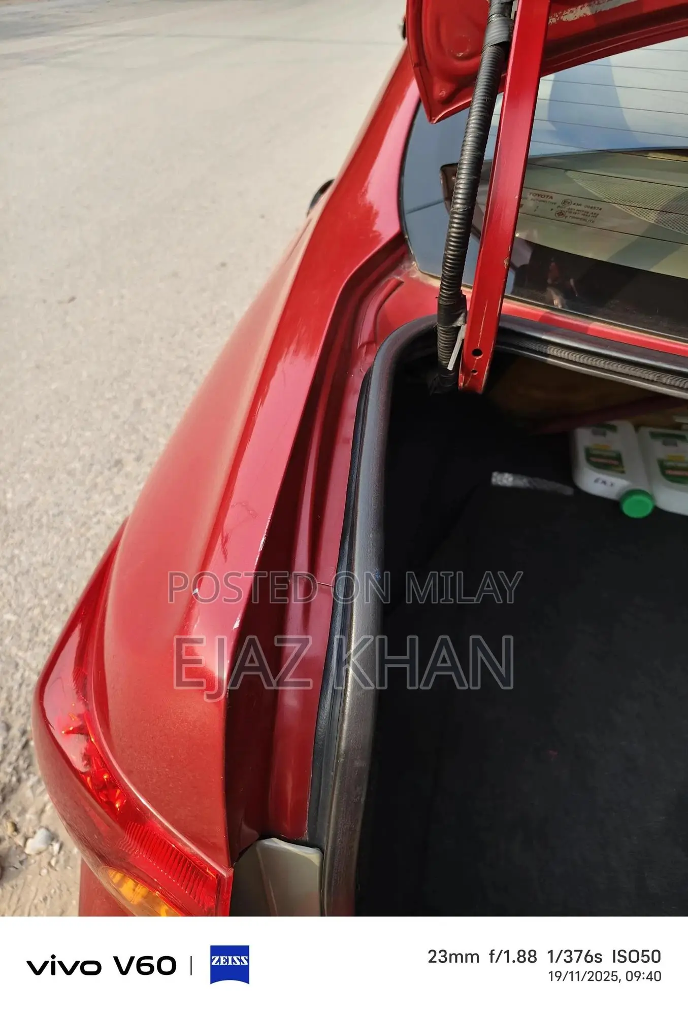 Toyota Corolla LE 4dr Sedan (1.8L 4cyl 4A) 2010 Red