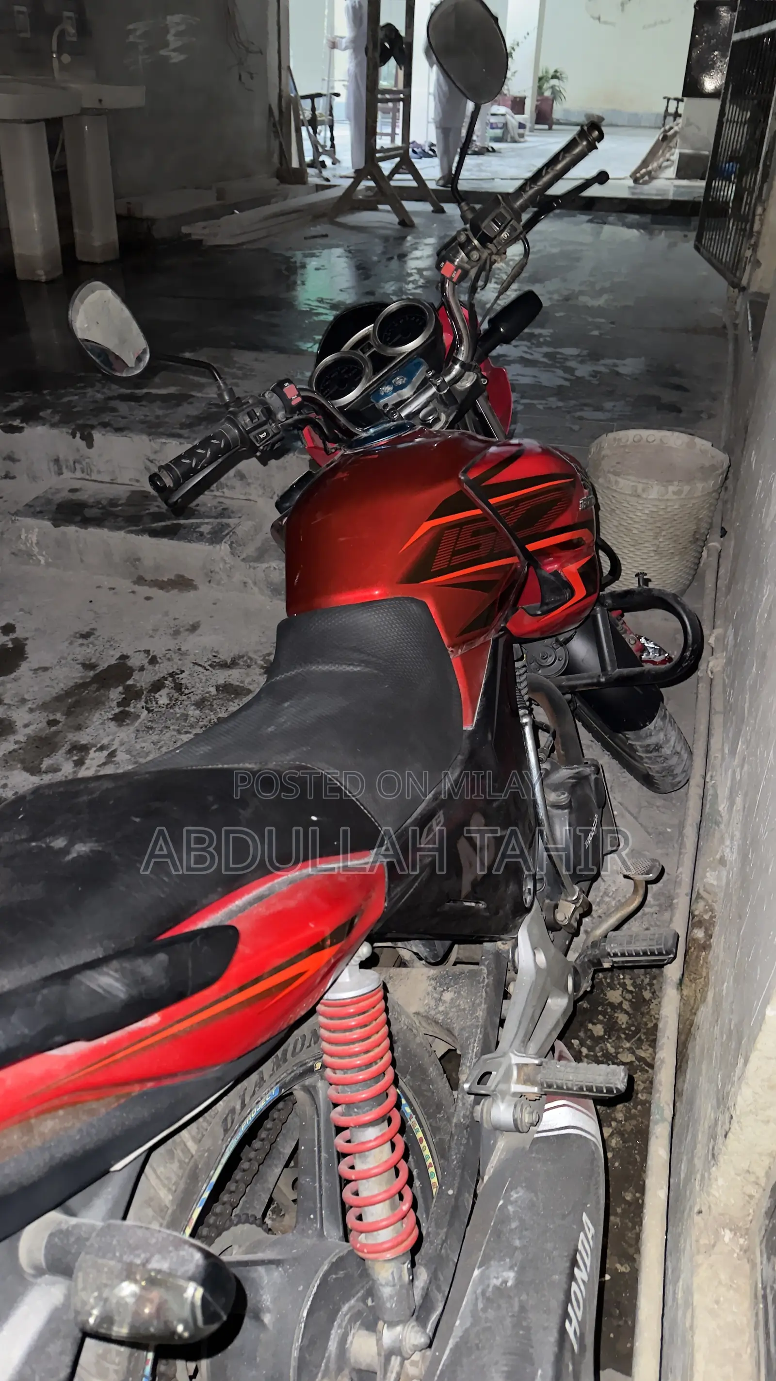 Honda CB 2020 Red