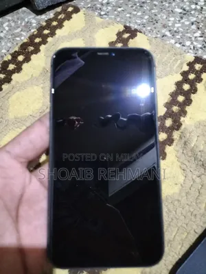 Apple iPhone 11 64 GB Black