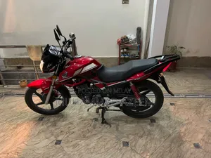 Photo - New Honda CB 2022 Red