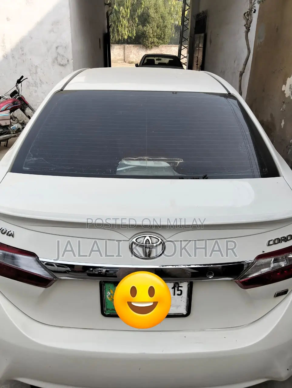 Toyota Corolla L 4dr Sedan (1.8L 4cyl 6M) 2015 White